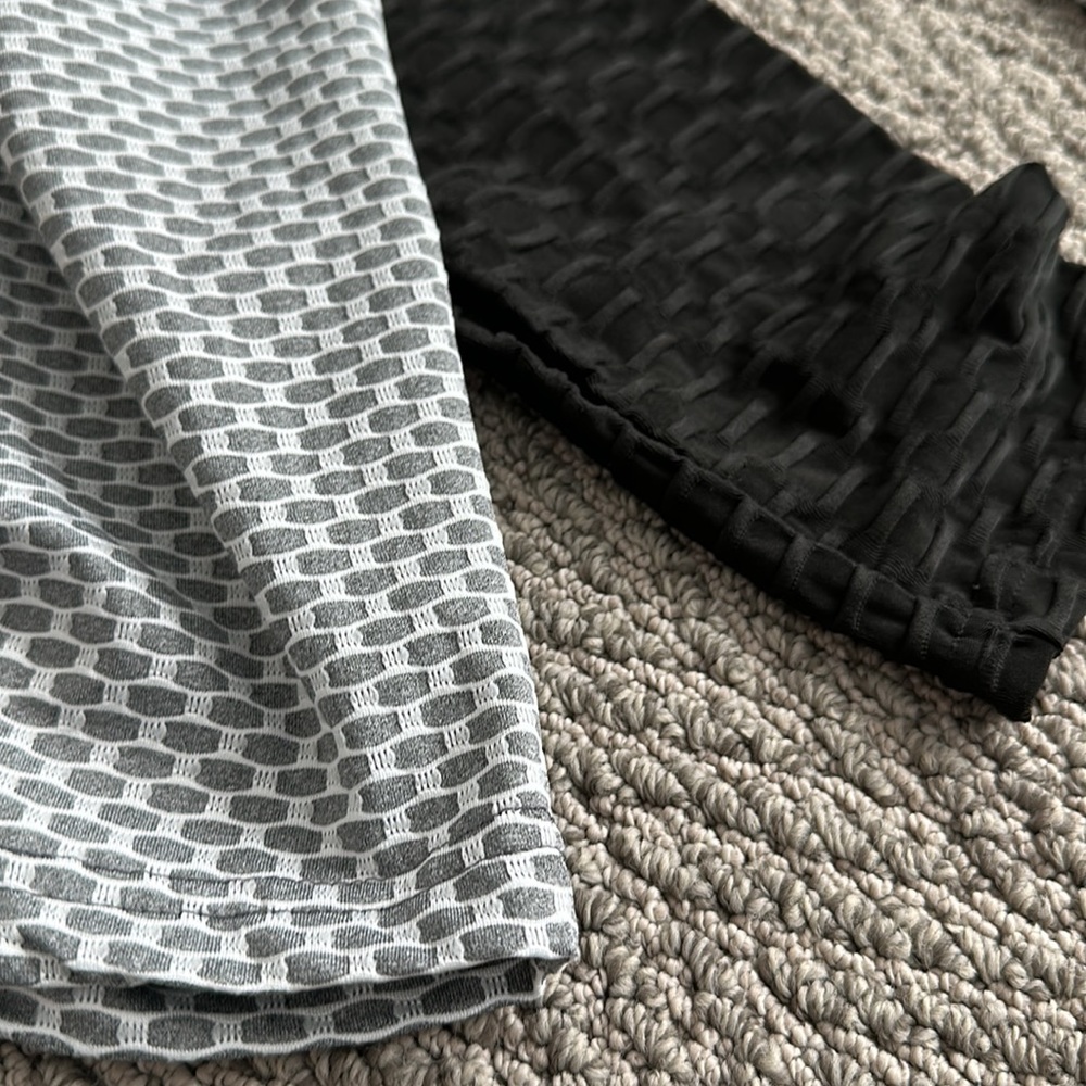 Workout clothes bundle - Picture 5 of 8